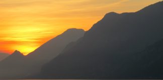 All about the Garda Lake: depth, origin and mysteries Storia, origine, profondità del Lago di Garda
