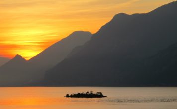 All about the Garda Lake: depth, origin and mysteries Storia, origine, profondità del Lago di Garda