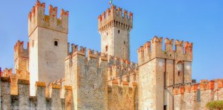 The Castle of Sirmione: info, prices and timetables of the Scaligero Castle of Sirmione