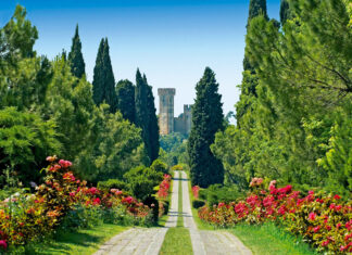 The main parks on Lake Garda Parco giardino Sigurtà