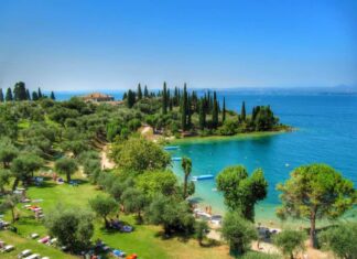 Baia delle sirene sul Lago di Garda: scoprite la Spiaggia e il Parco