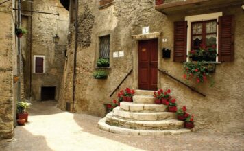Pieve di Tremosine, a village to discover Pieve di Tremosine