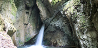 The waterfalls of Lake Garda